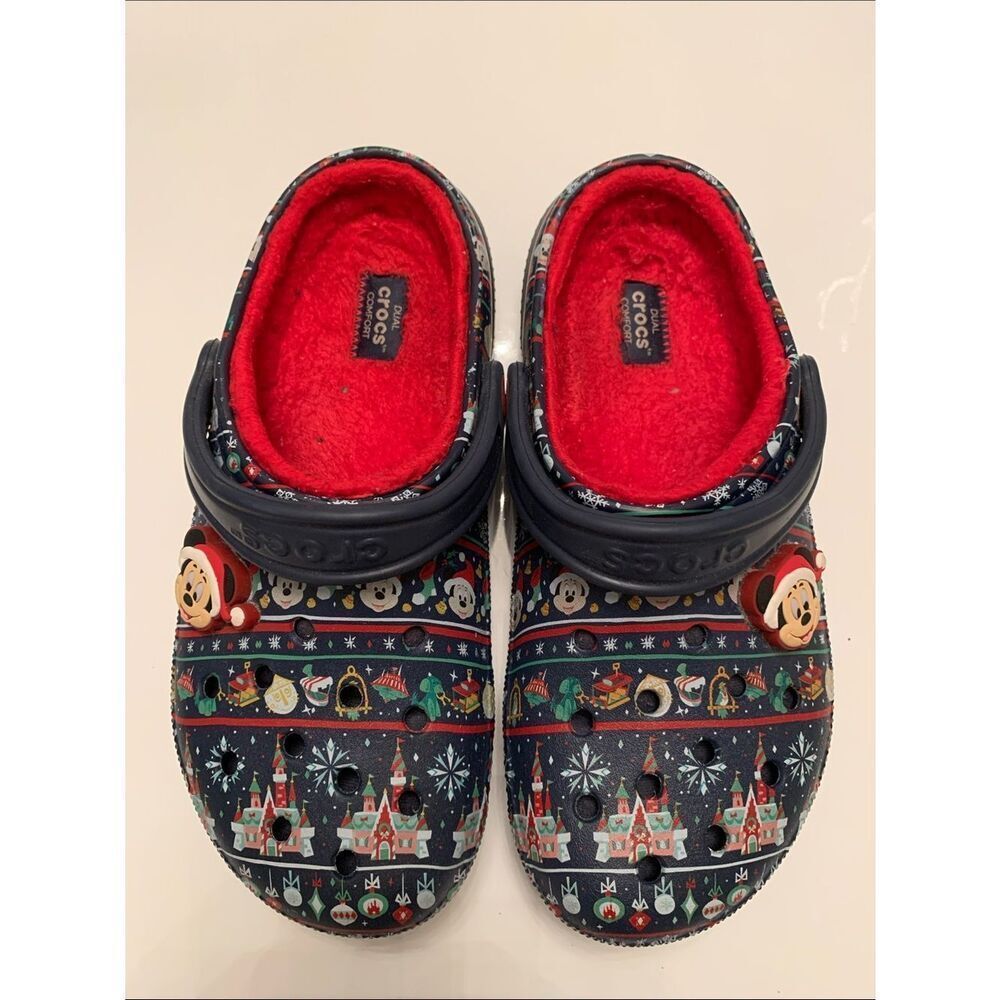 CROCS Navy Holiday Mickey Lined Clogs with Red Fleece W 9/M 7